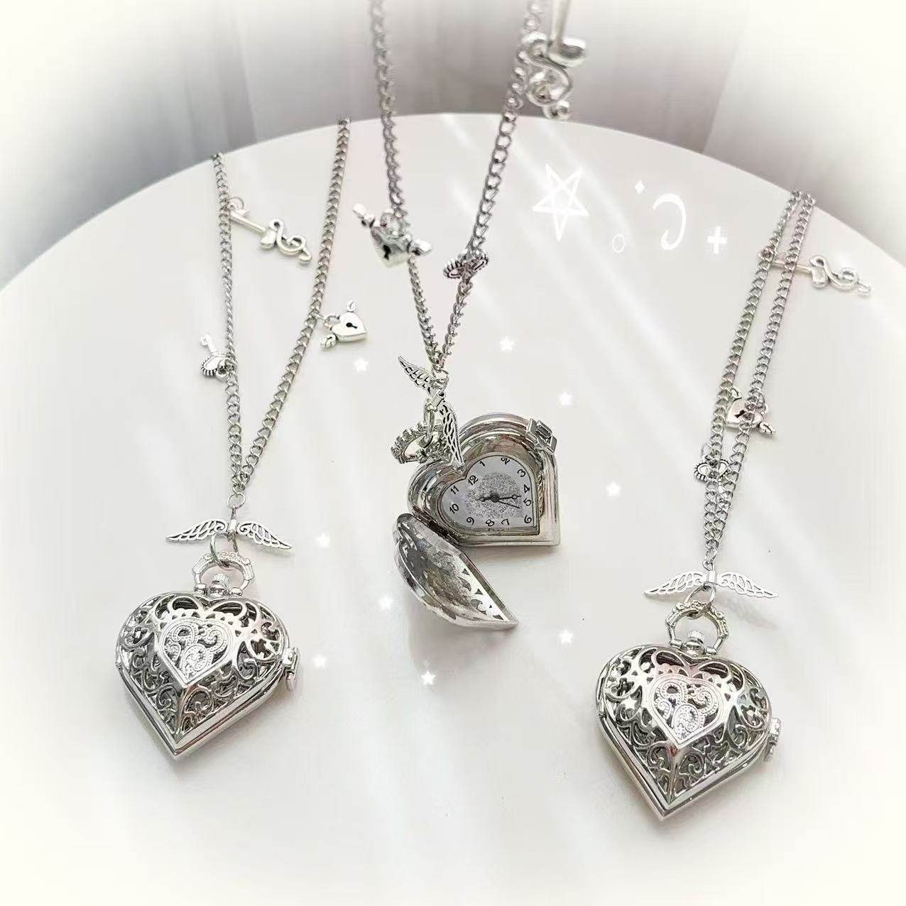 Y2K Hollow Heart Pocket Watch  - Vintage Jewelry Watches Women 评论和价格