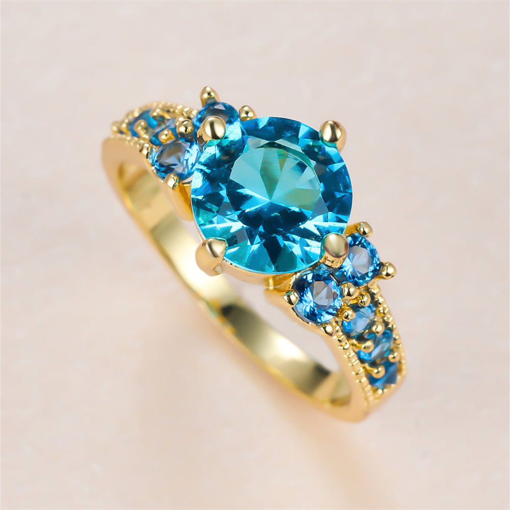 Aqua Blue Crystal Round Stone  - Birthstone Ring Set 评论和价格