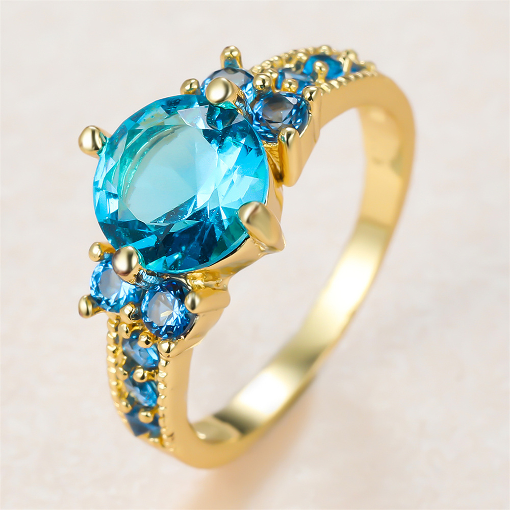 Aqua Blue Crystal Round Stone  - Birthstone Ring Set 评论和价格